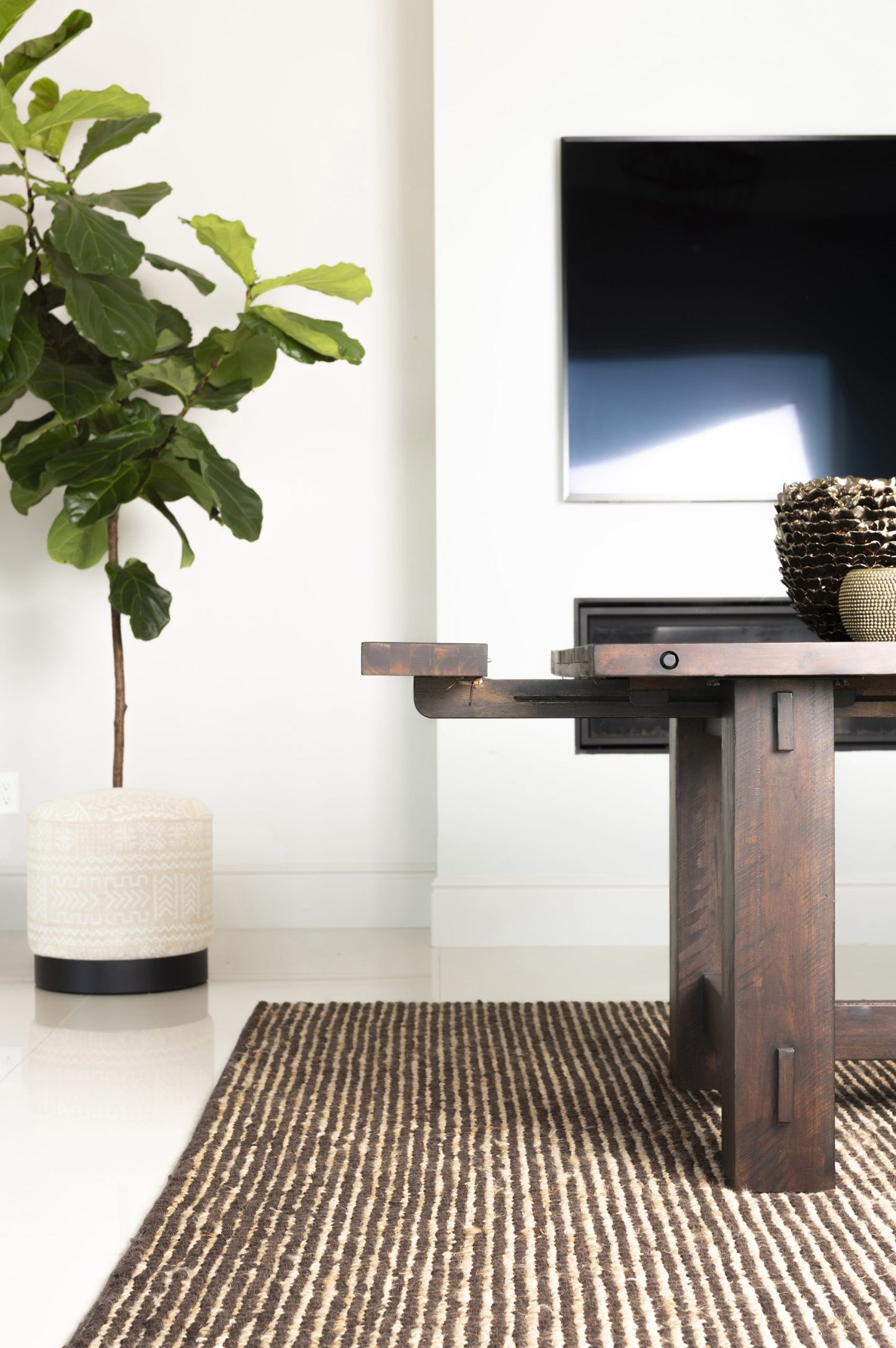 BROWN - RECTANGLE DINING TABLE