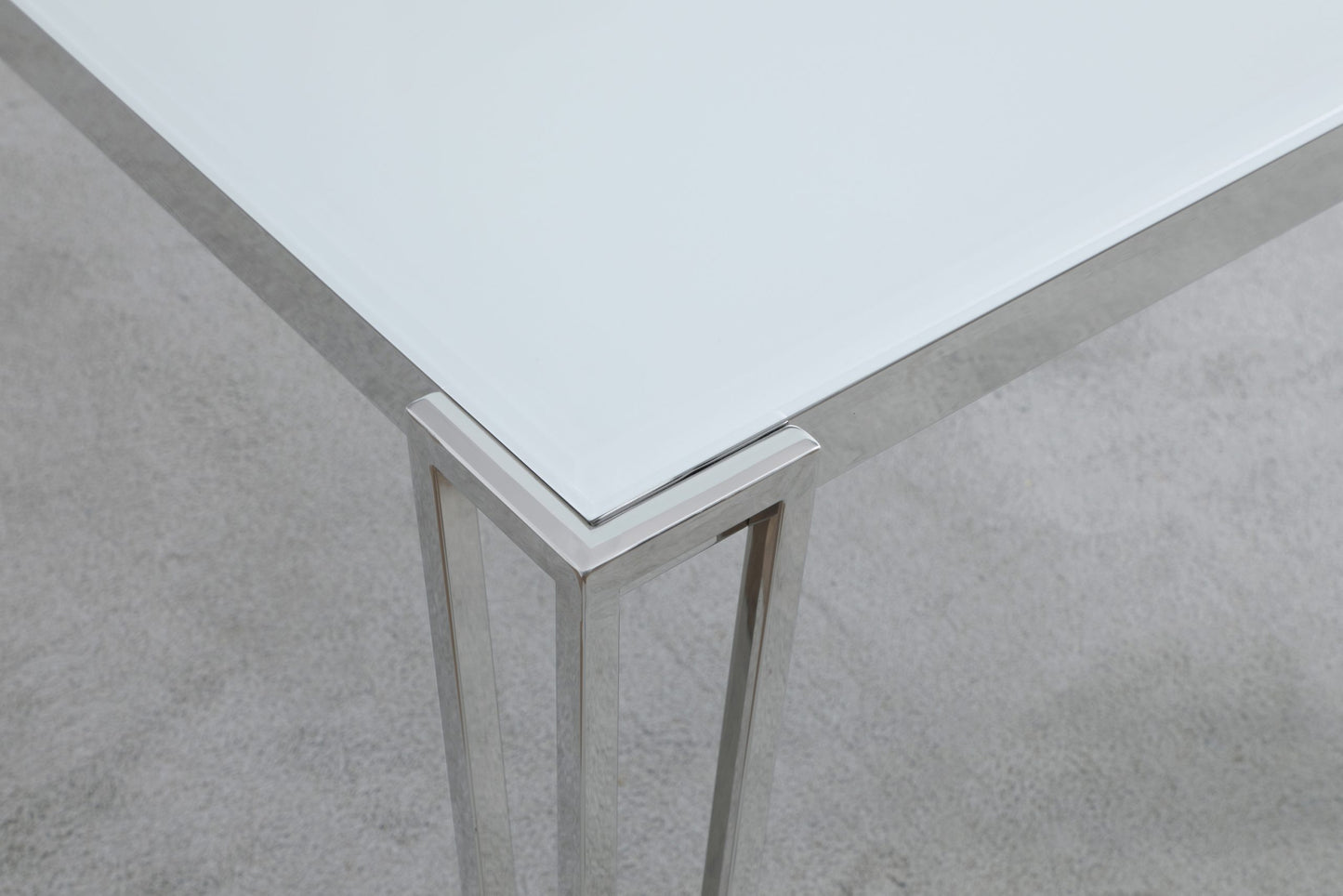 WHITE - METAL LEG DINING TABLE