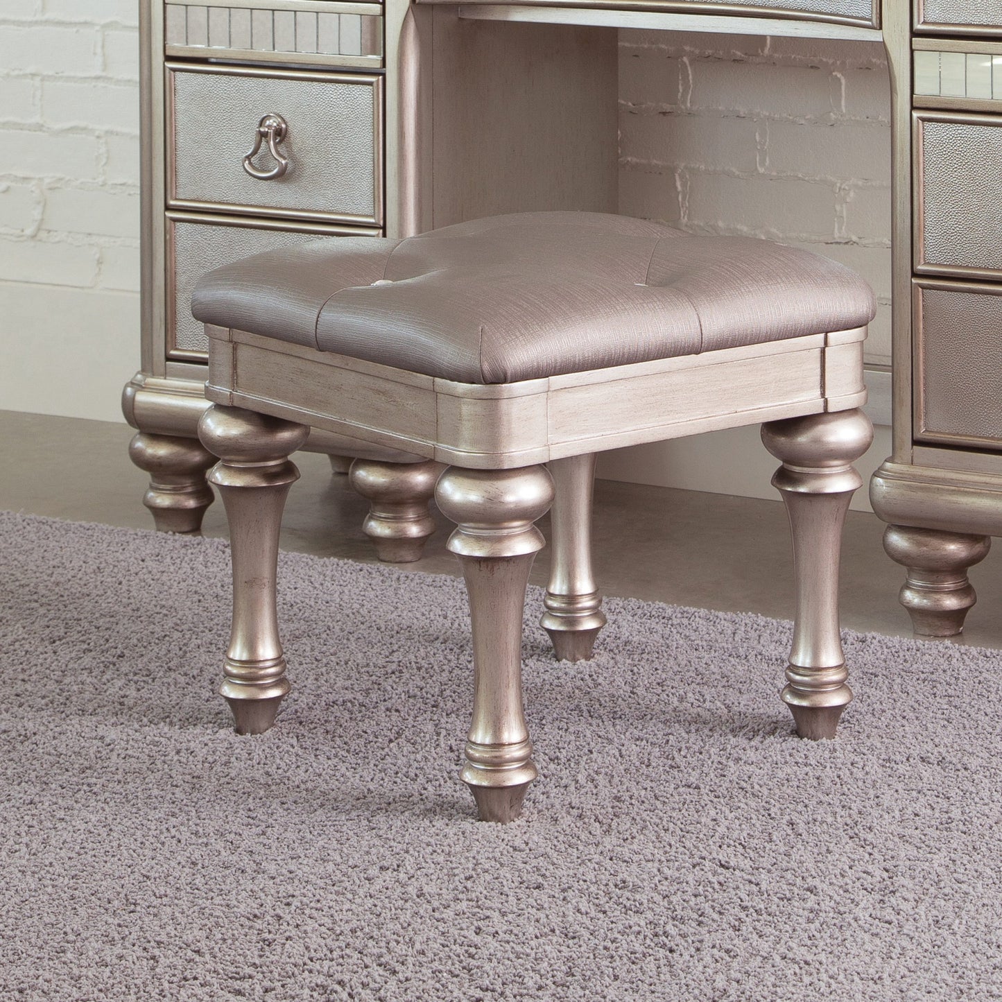 METALLIC PLATINUM - STOOL