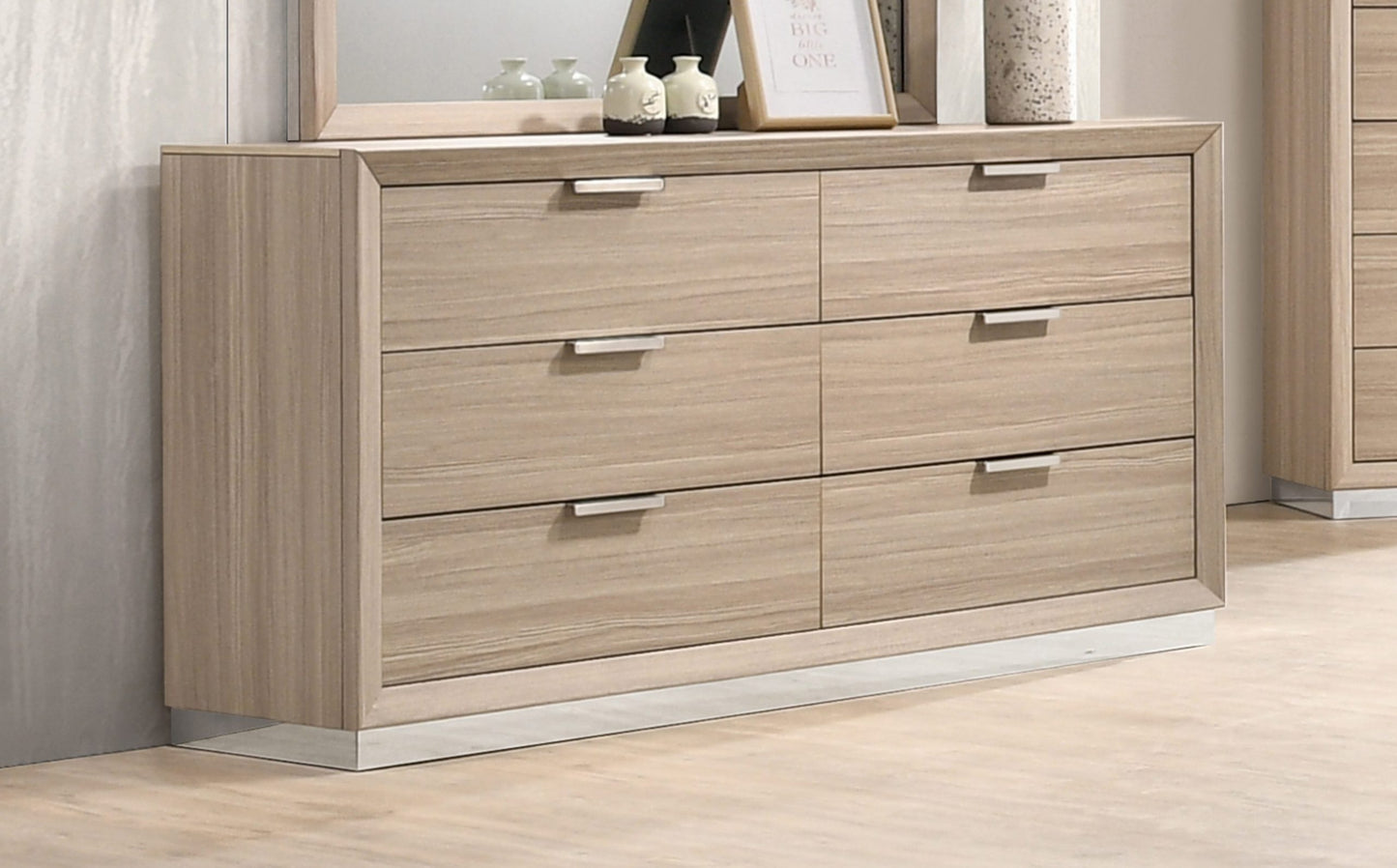 RUSTIC BEIGE - DRESSER