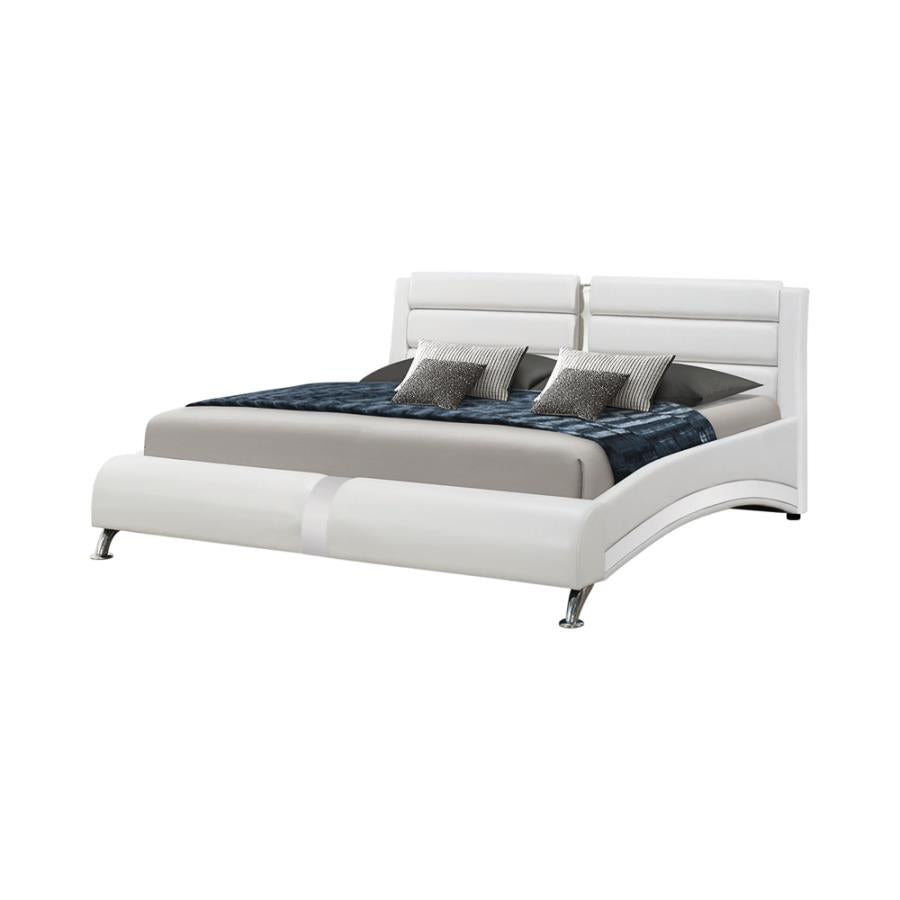 Heremaine White Upholstered Queen Bed