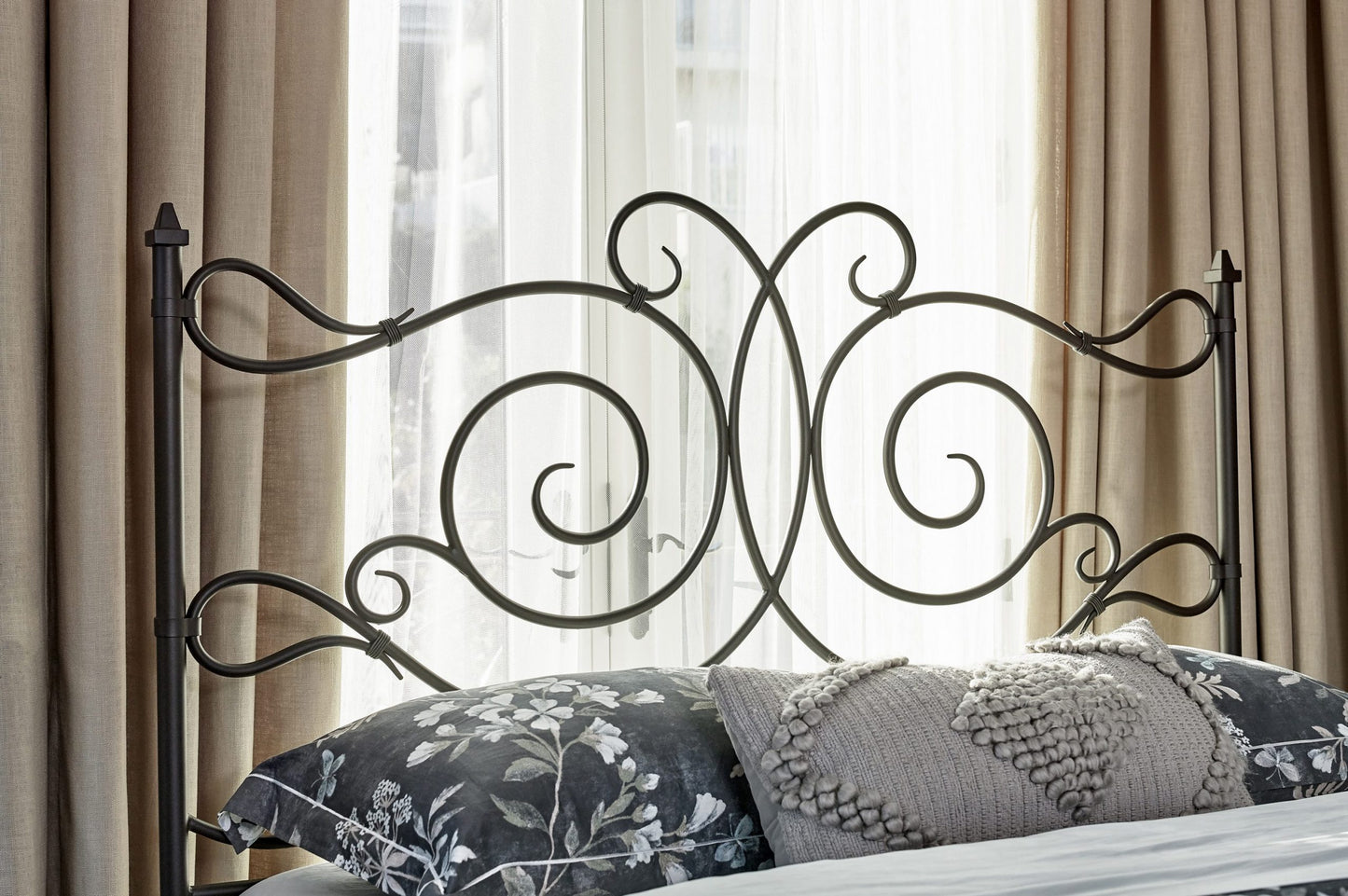 DARK BRONZE - QUEEN/FULL HEADBOARD