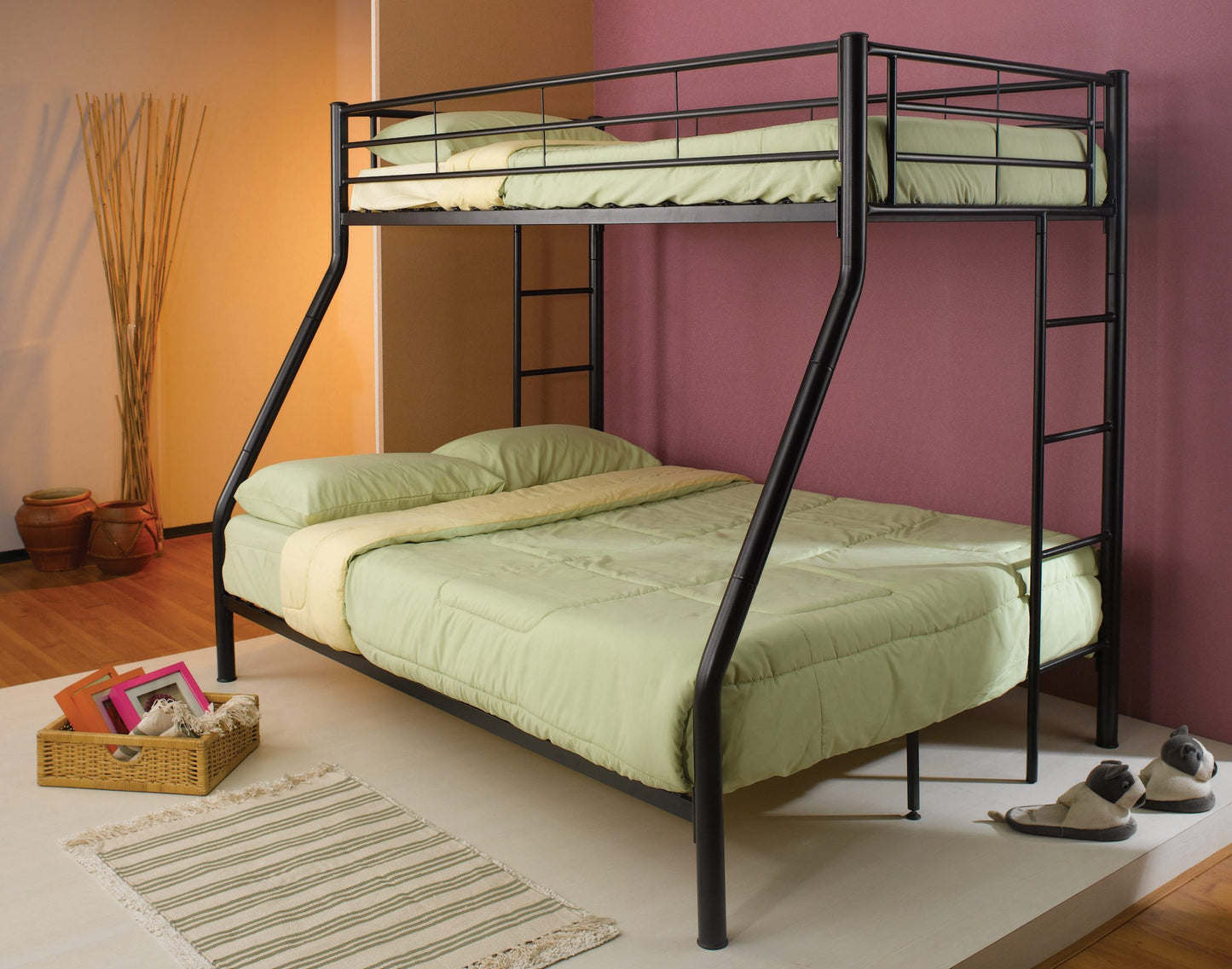 BLACK - TWIN/FULL BUNK BED