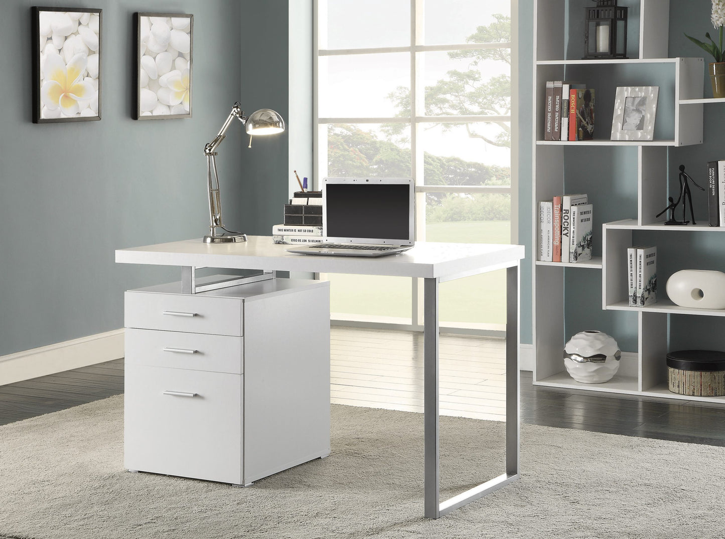 WHITE - 3-DRAWER OFFICE DESK