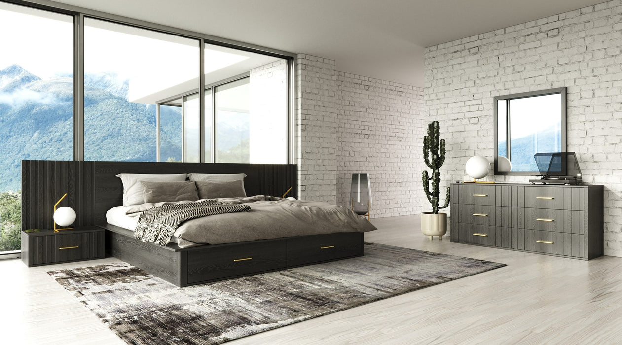 Queen Manchester- Contemporary Dark Grey 4-Piece Bedroom Set