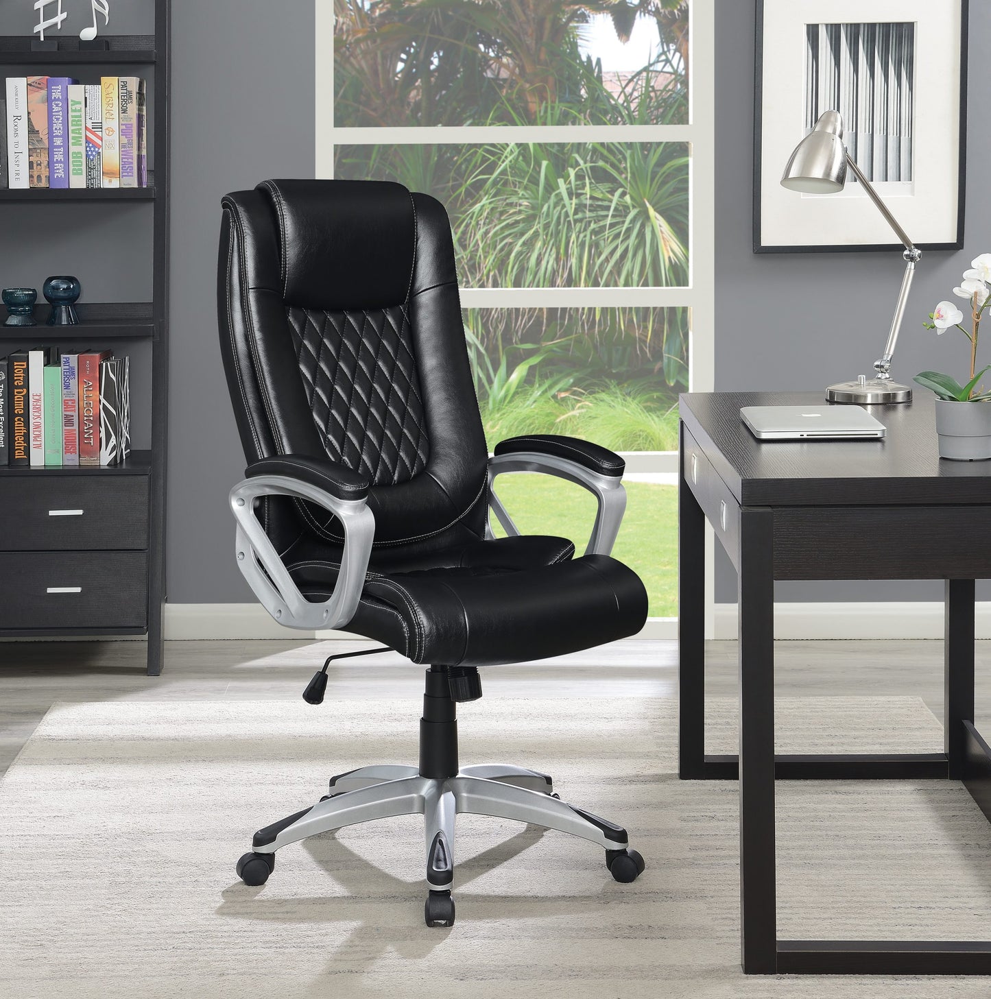 BLACK - CURVED ARM OFFICE CHAIR