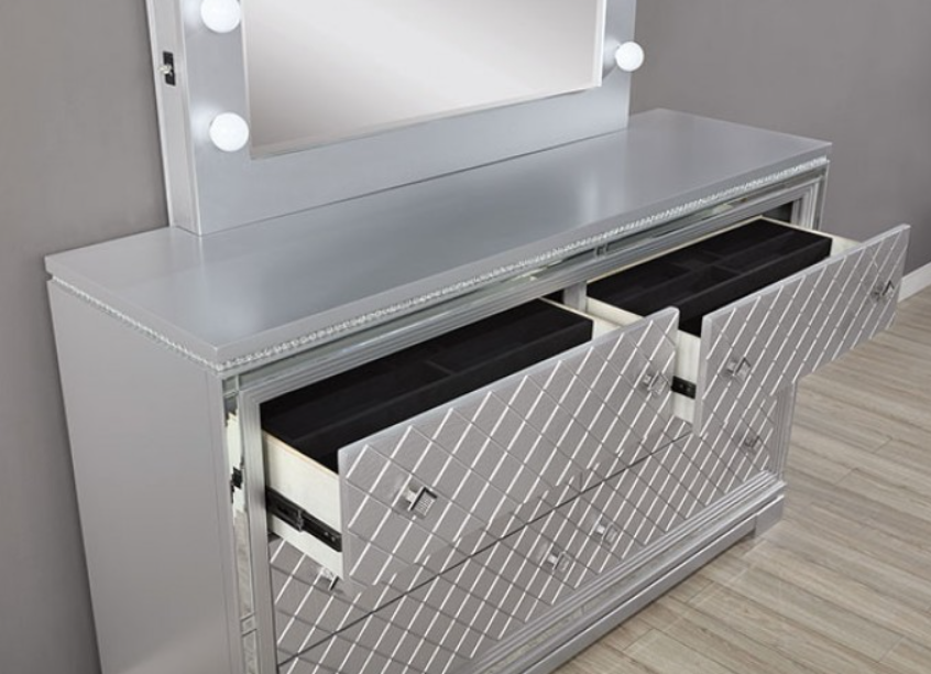 BELLE - DRESSER