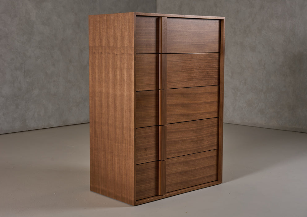 Berlin - Modern Walnut Chest