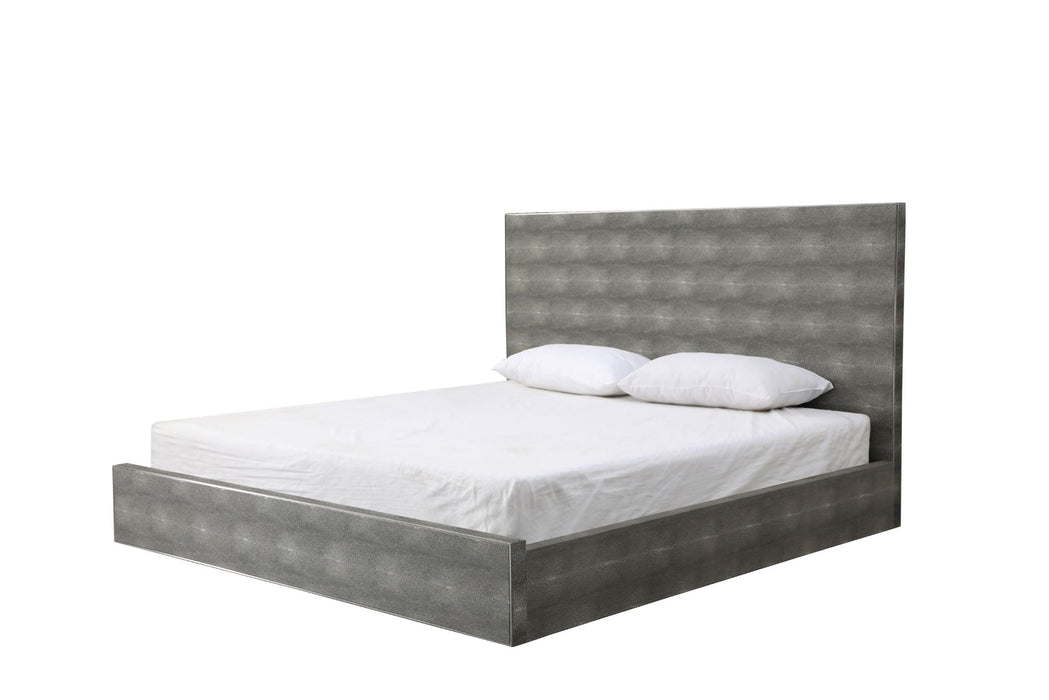 Dynasty - Eastern King Modern Shagreen Bedroom Set - 3 Drawer