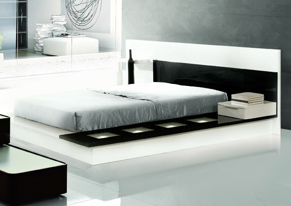 Impera Modern Black and White Lacquer Walk-on Platform Bed 