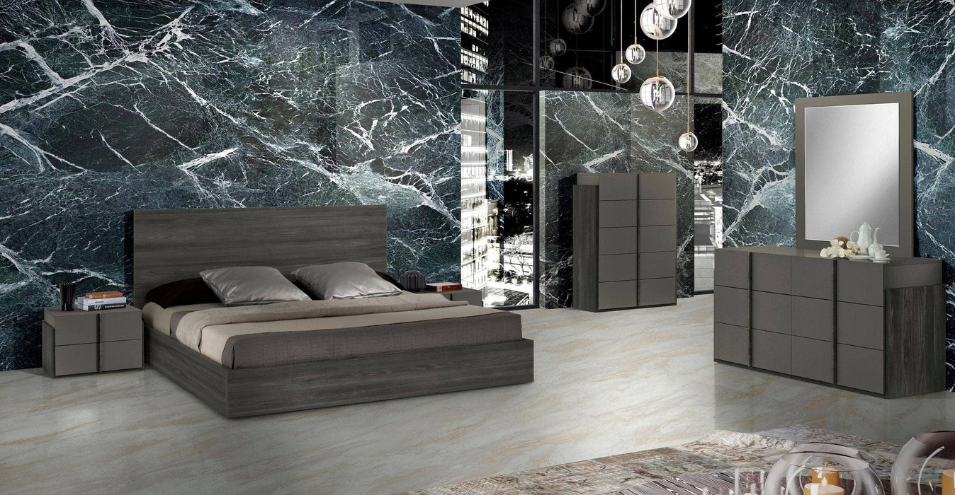 Eastern King Lucia - Italian Modern Matte Grey / Elm Grey Bedroom Set
