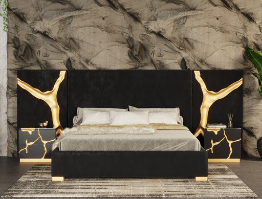 Aspen - Queen Glam Black Velvet & Gold Bed