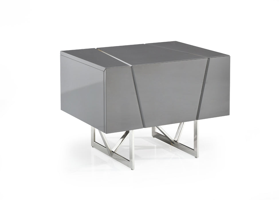 Chrysler Modern Grey Bedroom Set