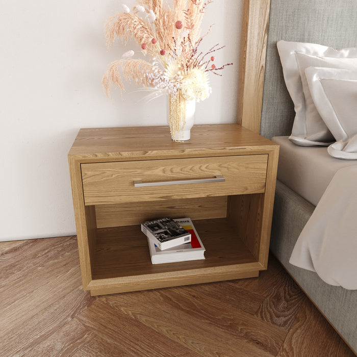 Santa Barbara - Modern Natural Nightstand