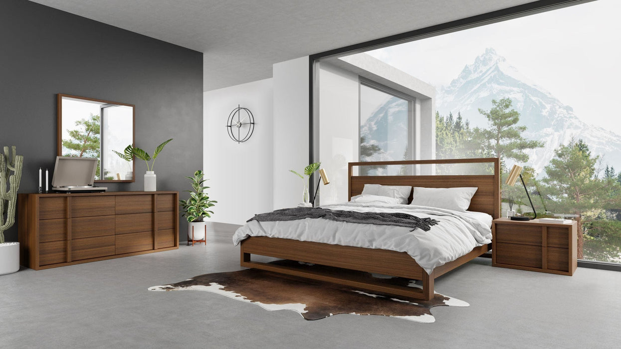Queen Berlin - Modern Walnut Bedroom Set