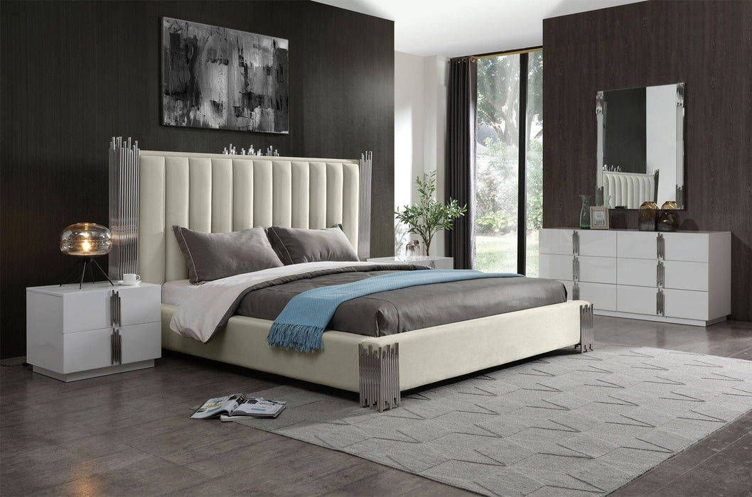 Token - Eastern King Modern White & Stainless Steel Bed